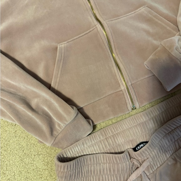 Express Blush Pink Velour Tracksuit Small - Picture 4 of 6